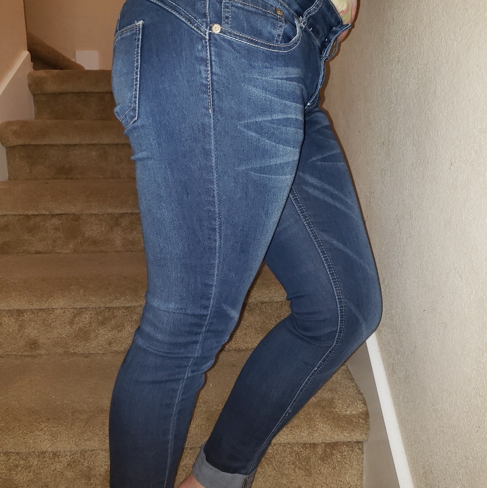Gogo star crop/capri/ ankle stretch Jean's size 7